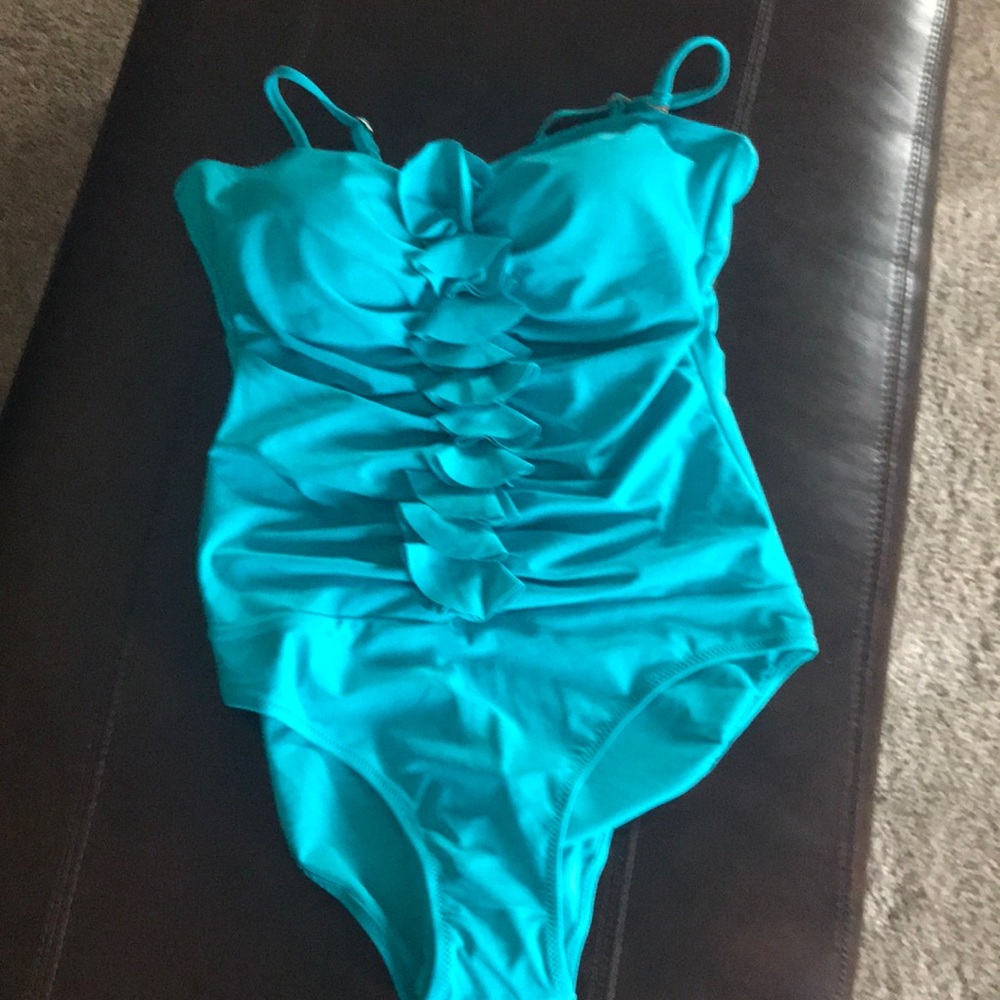 Vee bathing suit- never worn!